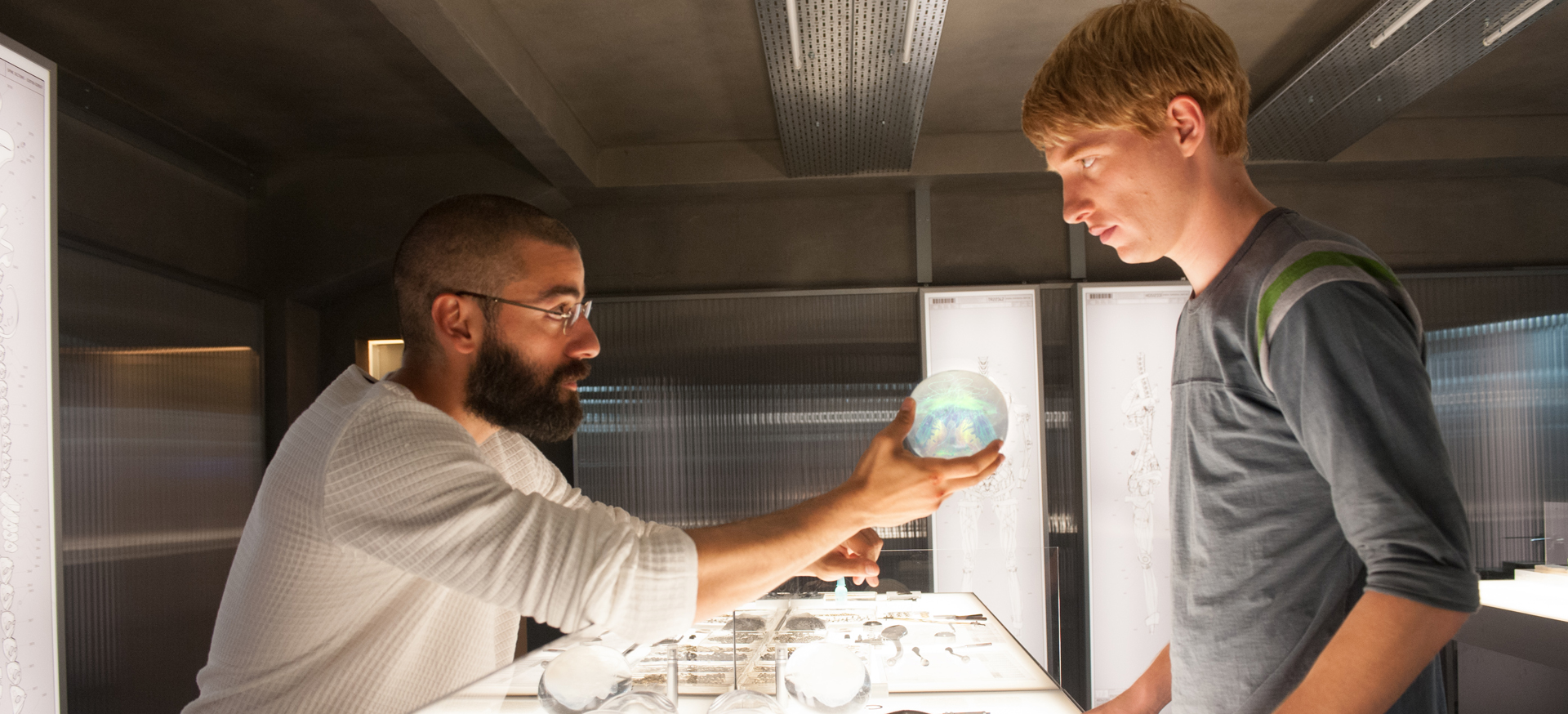 Nathan & Caleb. Ex Machina. pic (c) Universal Pictures