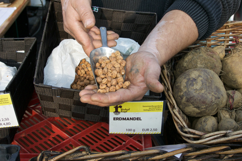 Erdmandeln ! Gefunden auf dem Markt im Winter - kekinwien.at