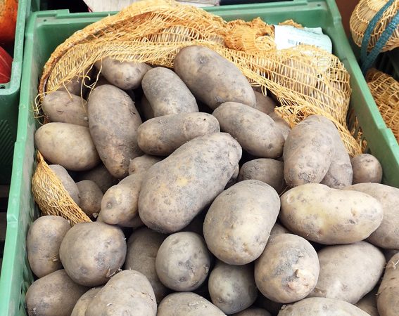 Erdäpfel auf dem Markt, Bild (c) Mischa Reska - kekinwien.at